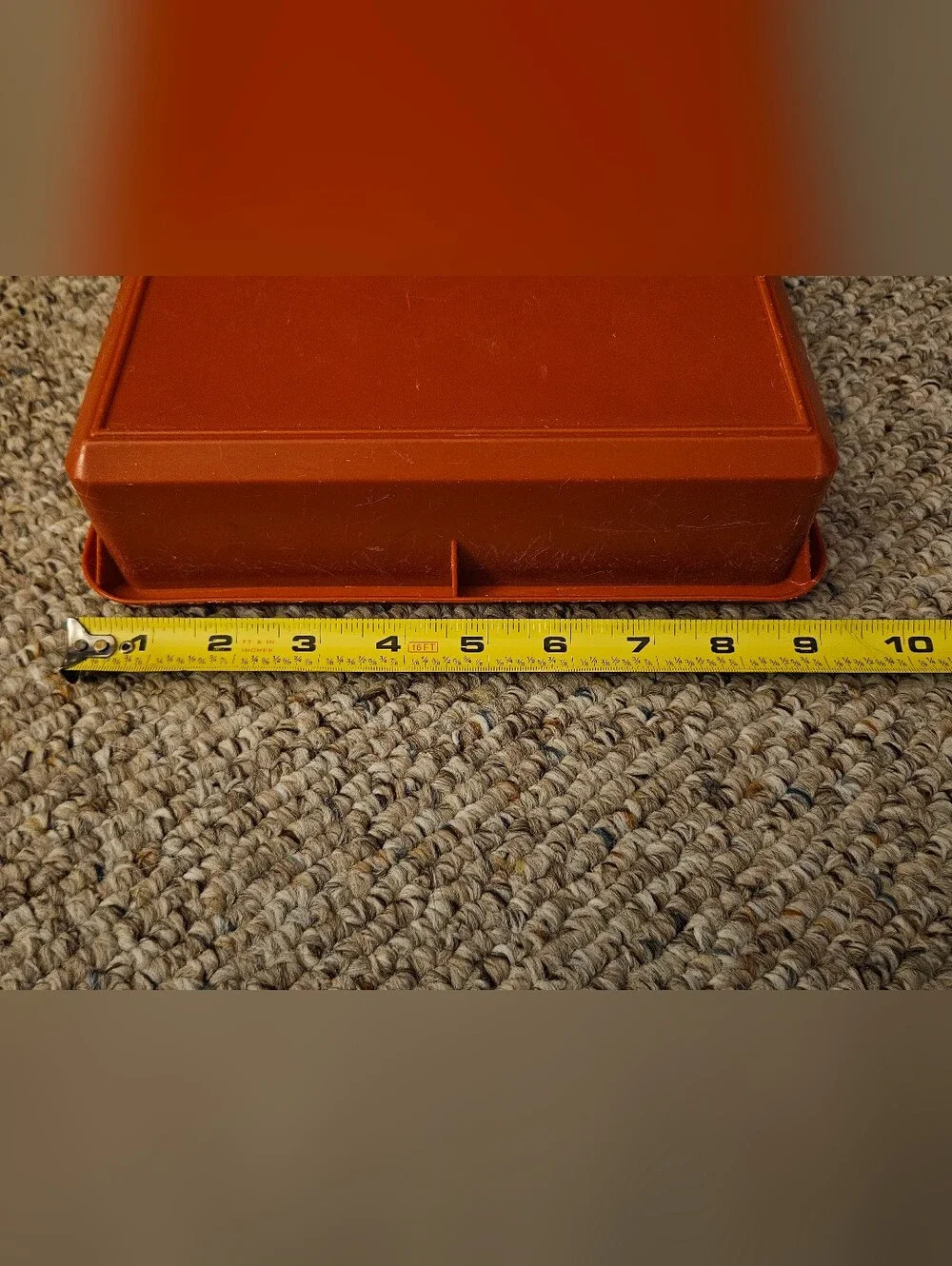Tupperware Rectangular Container Red Bottom Deli Cake Keeper 290-2